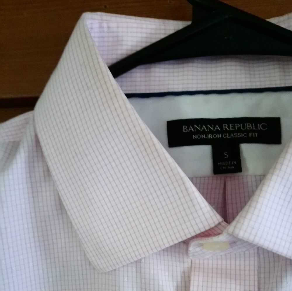 Non iron banana republic button down